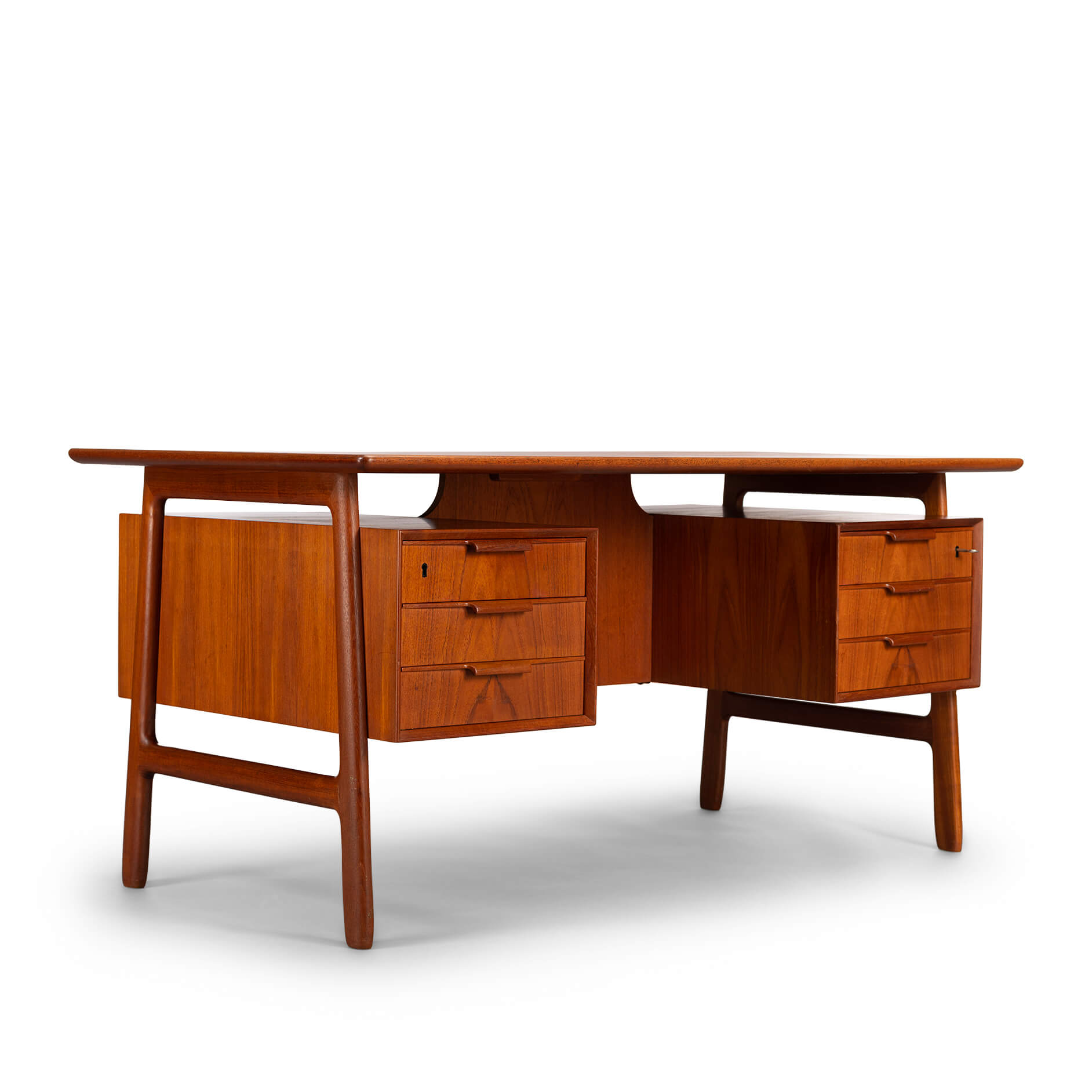 Ijdelheid Voeding Tomaat Vintage Desk : Model 75 - Furnip