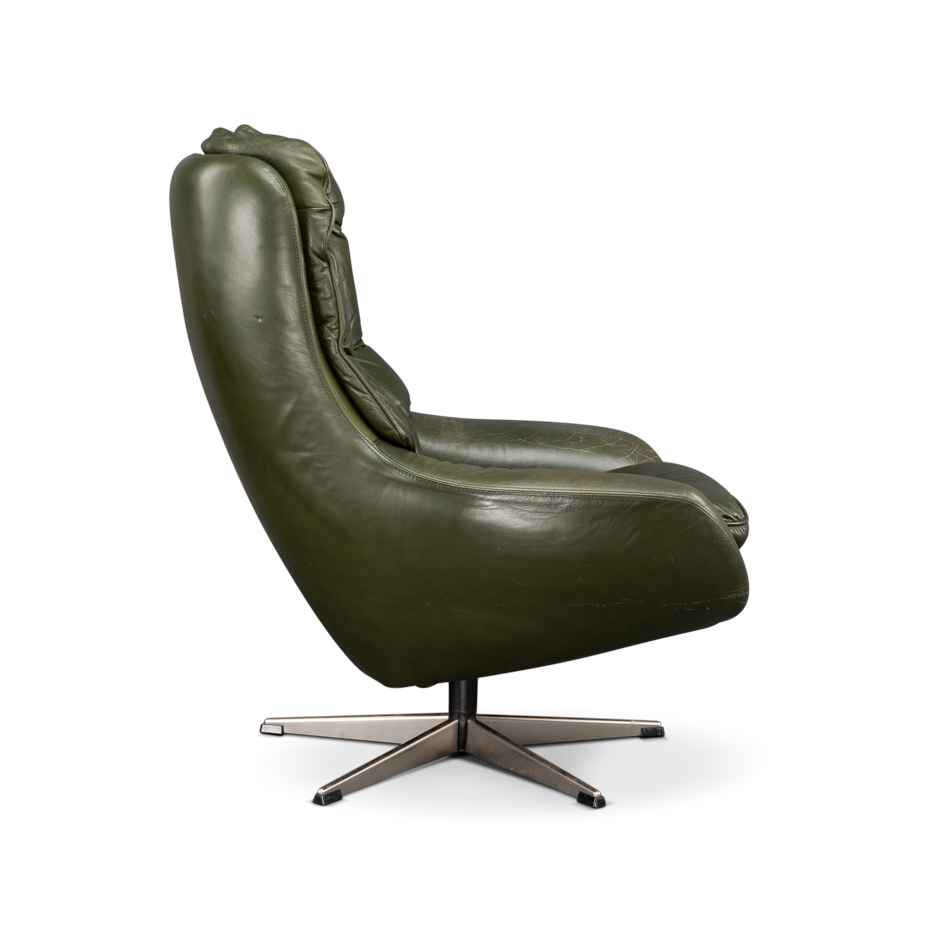 HIPSTER SWIVEL